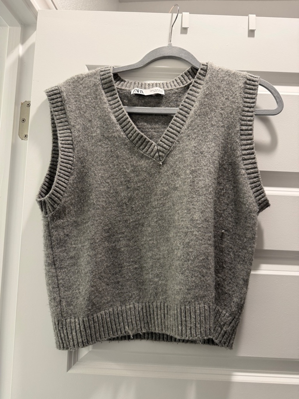 Zara Grey V-Neck Knit Vest